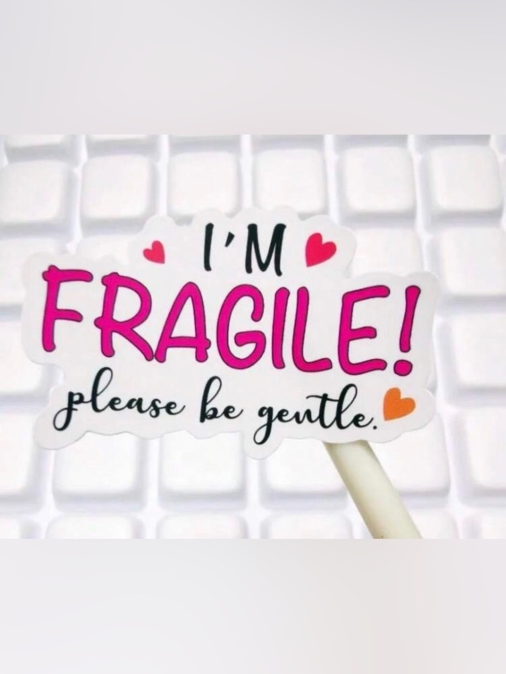 100 FRAGILE STICKERS